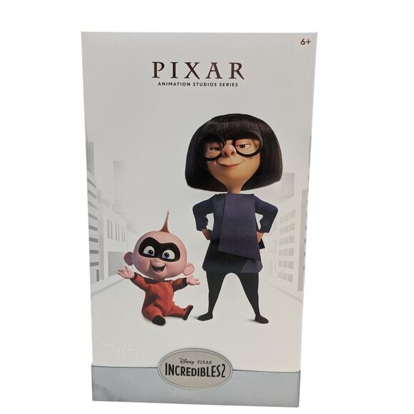 Edna Mode and Jack Jack Doll Set - Disney Designer Collection The Incredibles - Picture 2 of 10